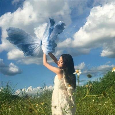 屋顶上的绿宝石剧照